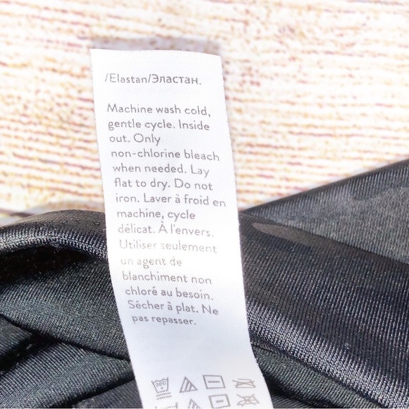 Spanx Leggings Matte Black Camo Shaping Stretch eggings Size XL - Picture 8 of 9